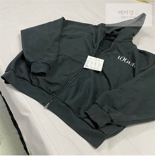Balenciaga 발렌시아가 보그 VOGUE 후드 집업 의류 25번 이미지