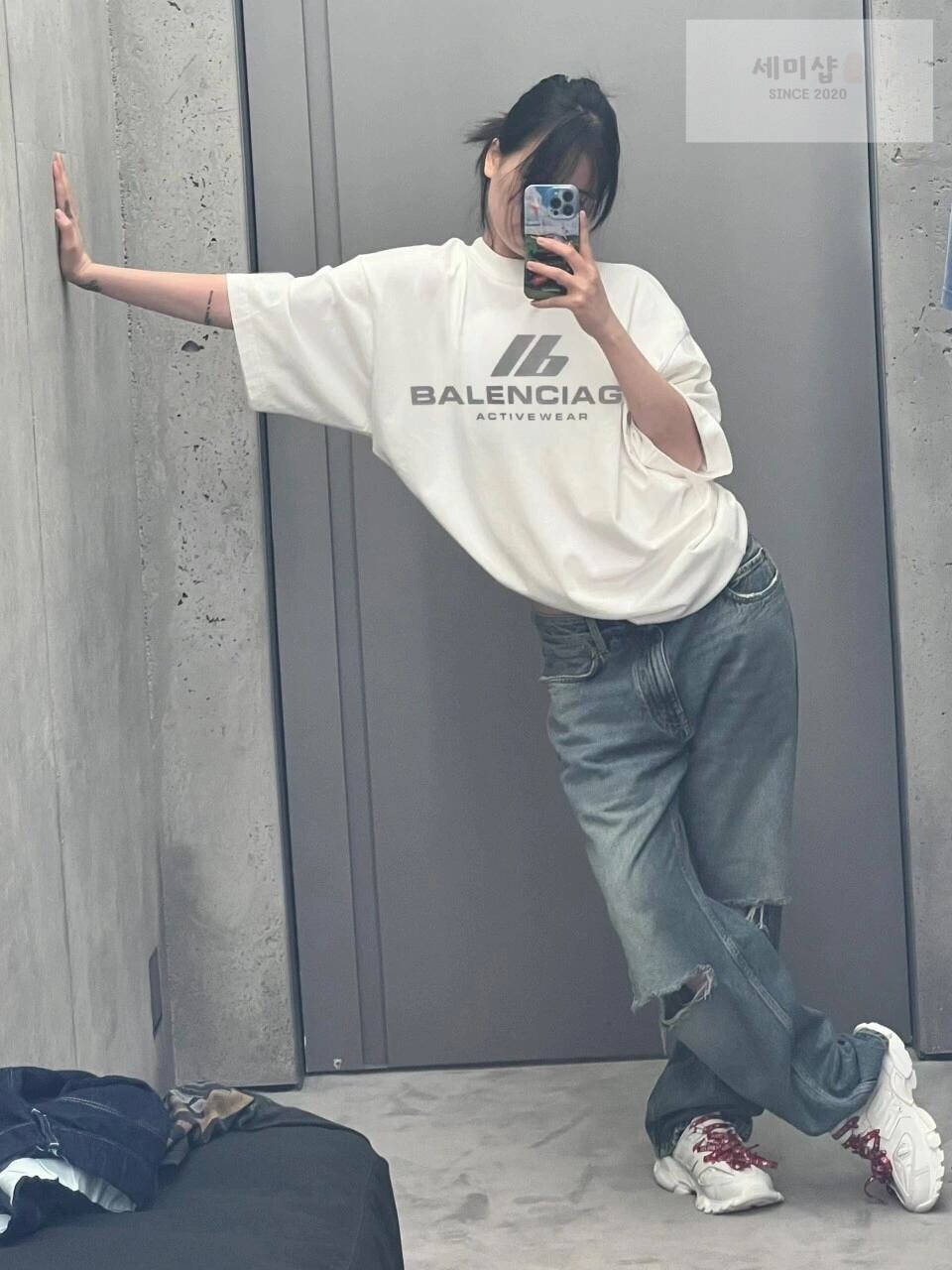 Balenciaga 발렌시아가 액티브웨어 빈티지 저지 미디엄핏 반팔 티셔츠 “2COLOR” NO.1 의류 5번 이미지