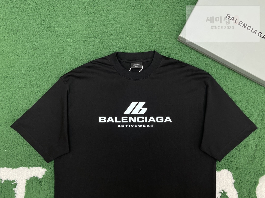 Balenciaga 발렌시아가 액티브웨어 빈티지 저지 미디엄핏 반팔 티셔츠 “2COLOR” NO.1 의류 7번 이미지