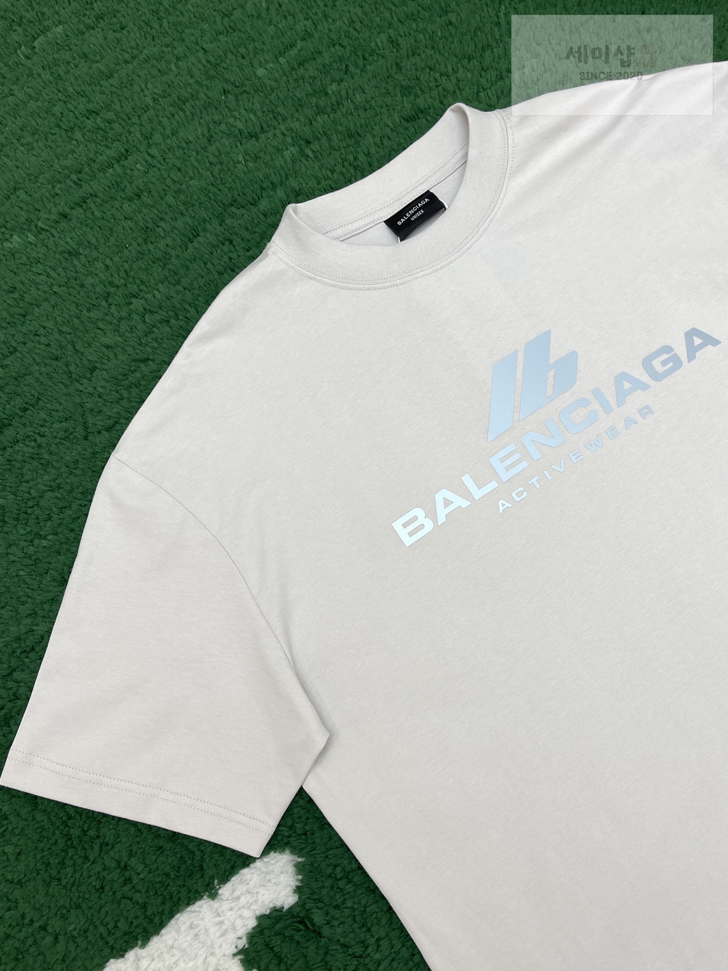 Balenciaga 발렌시아가 액티브웨어 빈티지 저지 미디엄핏 반팔 티셔츠 “2COLOR” NO.1 의류 13번 이미지