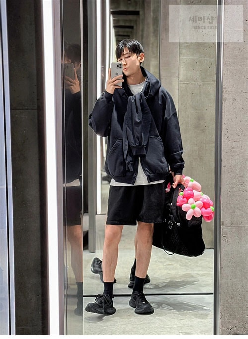 Balenciaga 발렌시아가 유니티 스포츠 아이콘 인코그니토 오버사이즈 후드 집업 레플리카 18번 이미지 - 의류 | 세미샵 레플리카 사이트