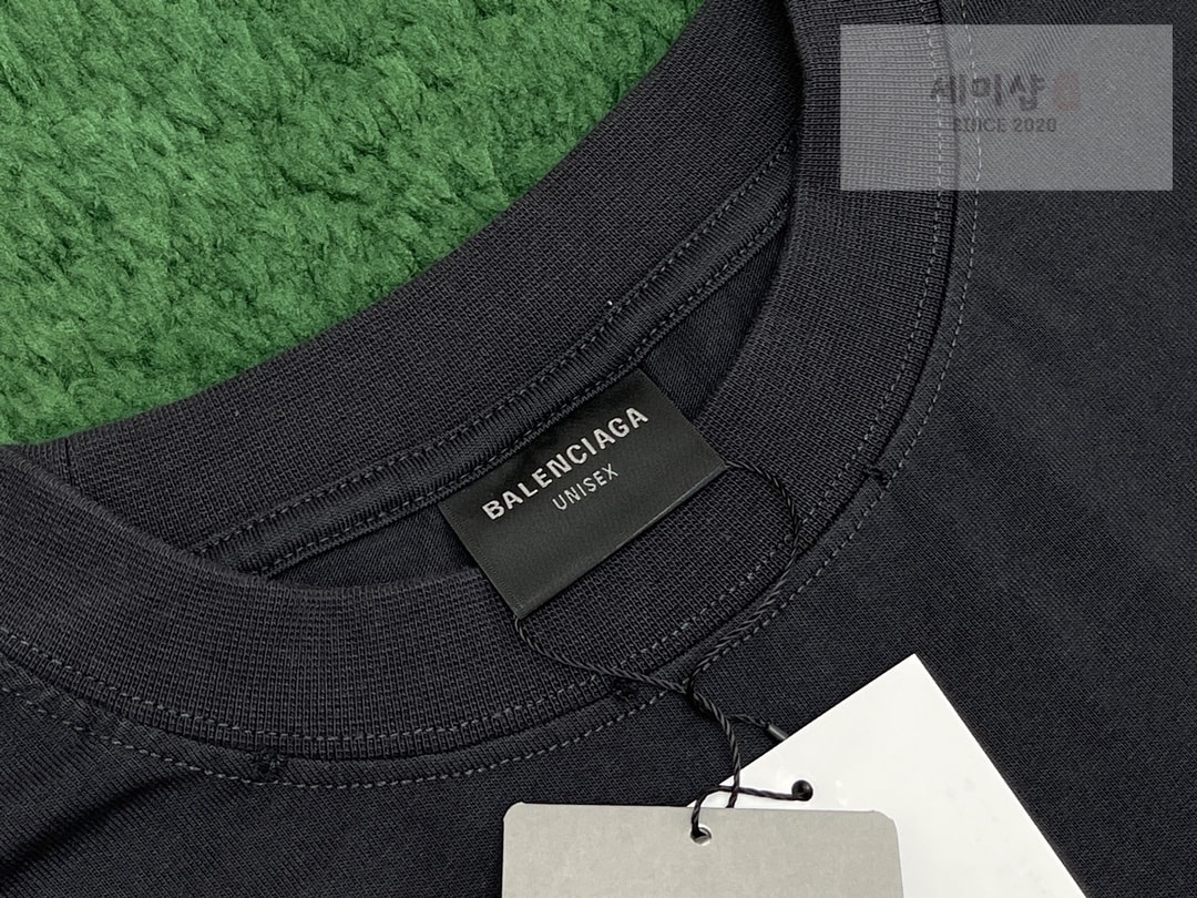 Balenciaga 발렌시아가 파리 리버티 문 미디엄 핏 반팔 티셔츠 “2COLOR” NO.1 의류 10번 이미지