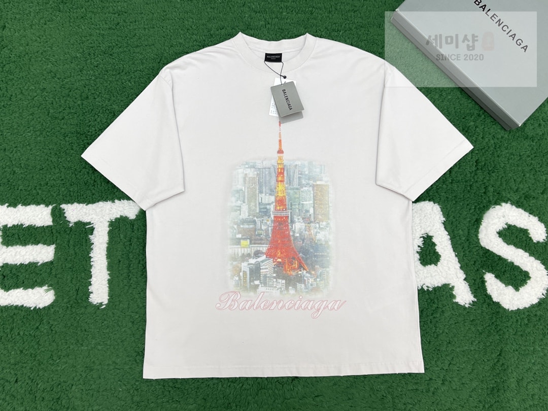 Balenciaga 발렌시아가 파리 리버티 문 미디엄 핏 반팔 티셔츠 “2COLOR” NO.1 의류 12번 이미지