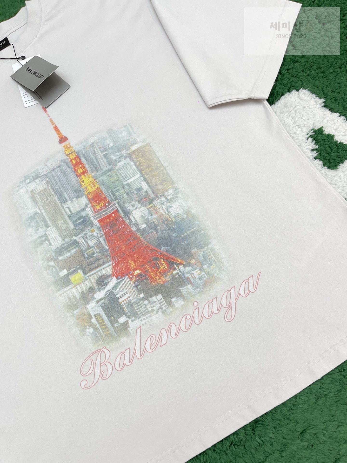 Balenciaga 발렌시아가 파리 리버티 문 미디엄 핏 반팔 티셔츠 “2COLOR” NO.1 의류 15번 이미지