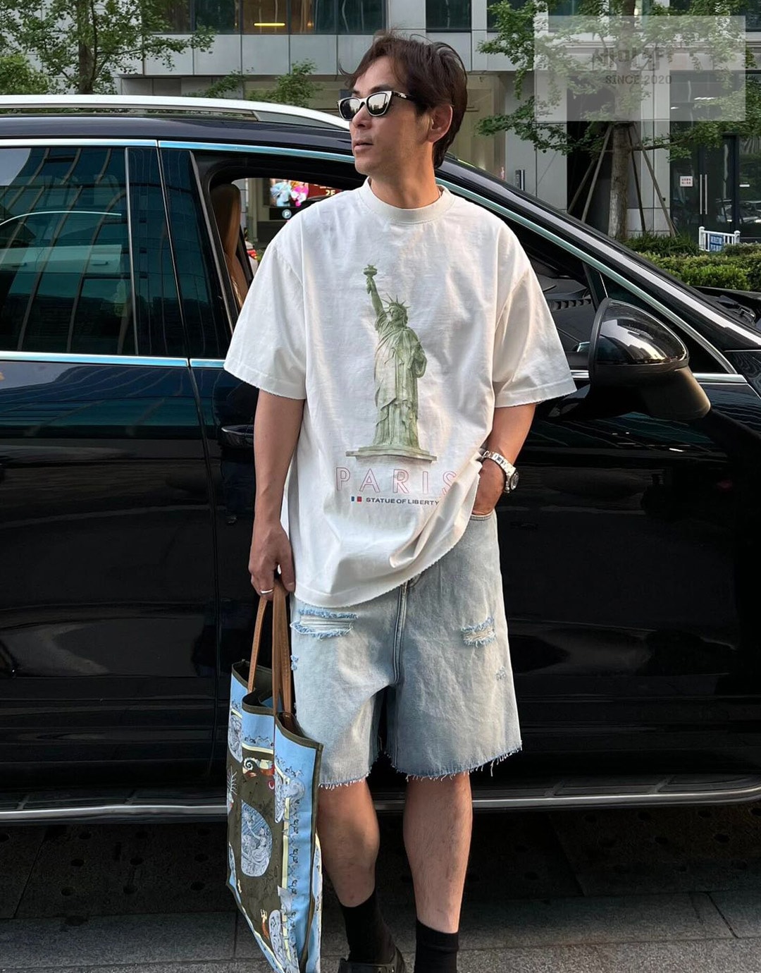 Balenciaga 발렌시아가 파리 리버티 미디엄 핏 반팔 티셔츠 “2COLOR” NO.1 의류 5번 이미지