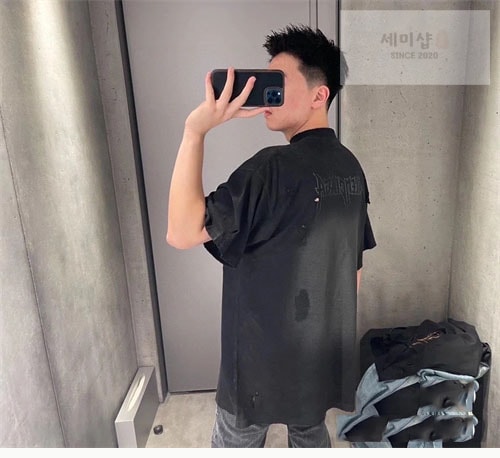 Balenciaga 발렌시아가 파리 문 오버사이즈 티셔츠 블랙 페이디드 의류 2번 이미지