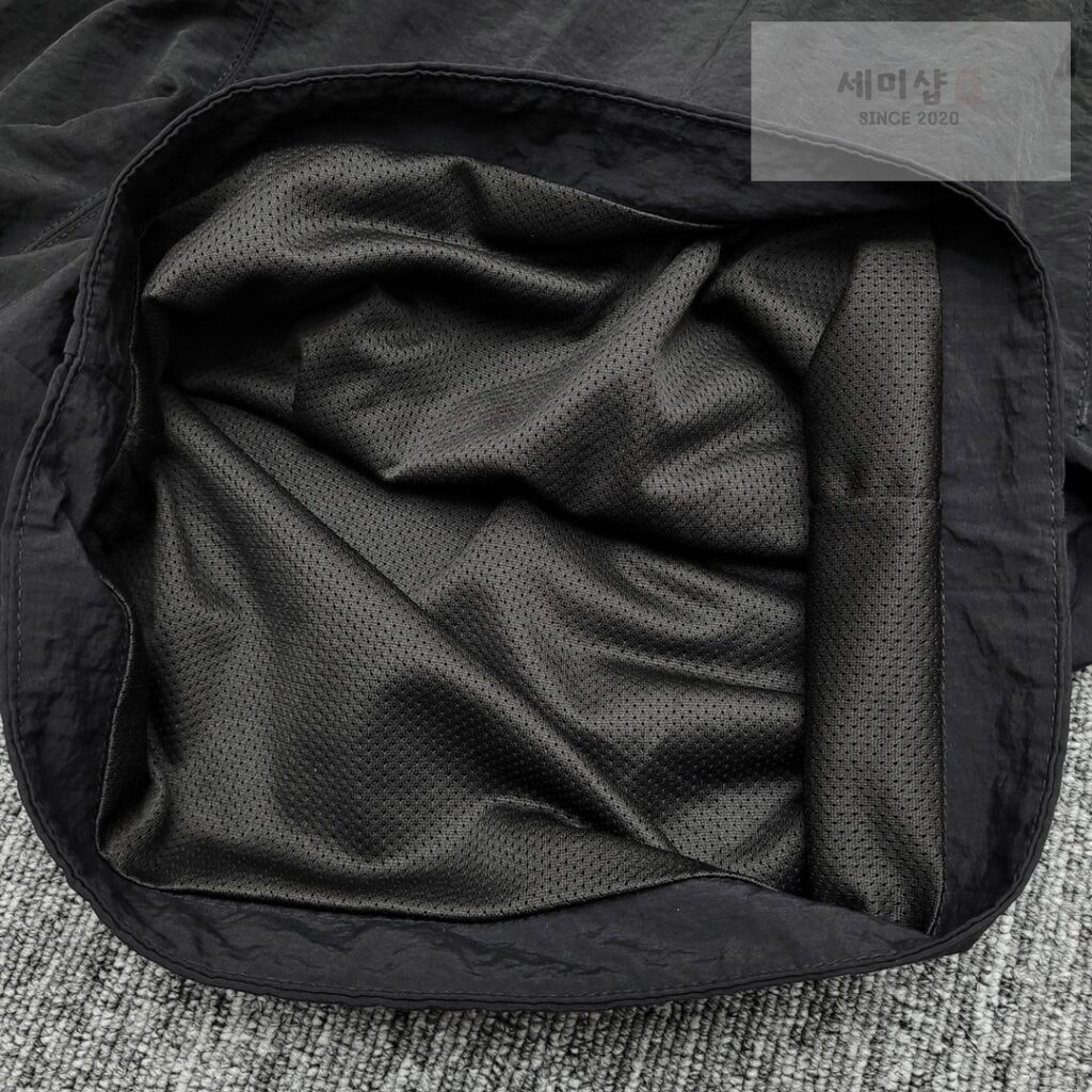 Balenciaga 발렌시아가 22FW 로고 트랙 쇼츠 의류 8번 이미지