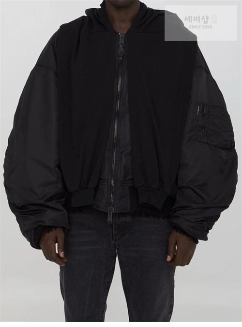 Balenciaga 발렌시아가 24FW 크롭 항공 점퍼 의류 3번 이미지