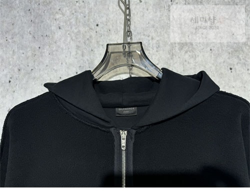 Balenciaga 발렌시아가 24SS 로고 후드 집업 스웨트셔츠 의류 8번 이미지