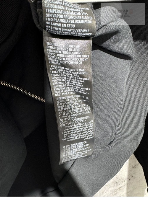 Balenciaga 발렌시아가 24SS 로고 후드 집업 스웨트셔츠 의류 18번 이미지