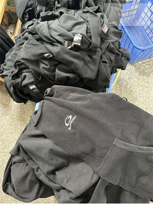 Balenciaga 발렌시아가 24SS 로고 후드 집업 스웨트셔츠 의류 24번 이미지