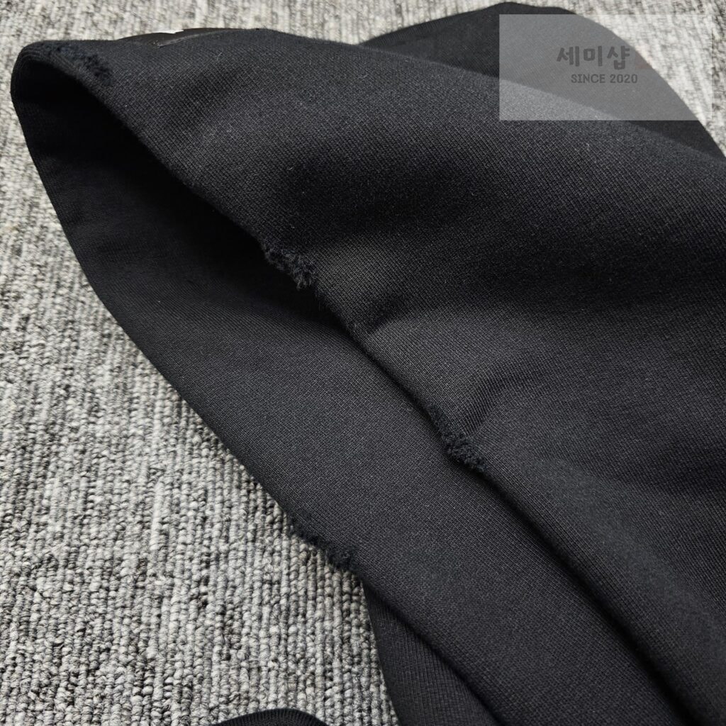 Balenciaga 발렌시아가 24SS 뮤직 아카이브 시리즈 커넥티드 후드 집업 블랙 의류 4번 이미지