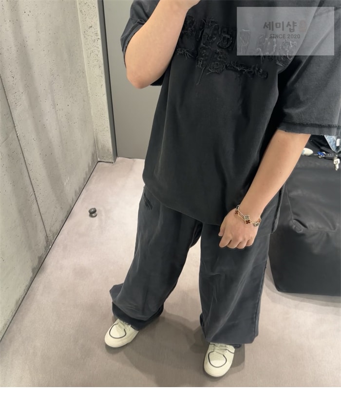 Balenciaga 발렌시아가 25SS 로고 자수 조거 팬츠 의류 9번 이미지