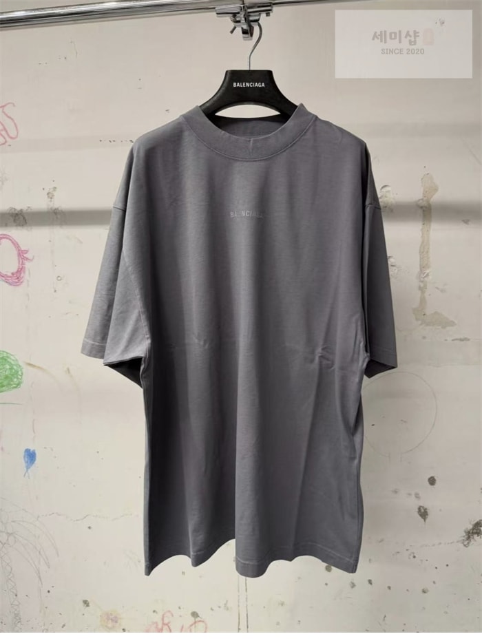 Balenciaga 발렌시아가 25SS 스트라스 반팔 티셔츠 의류 15번 이미지