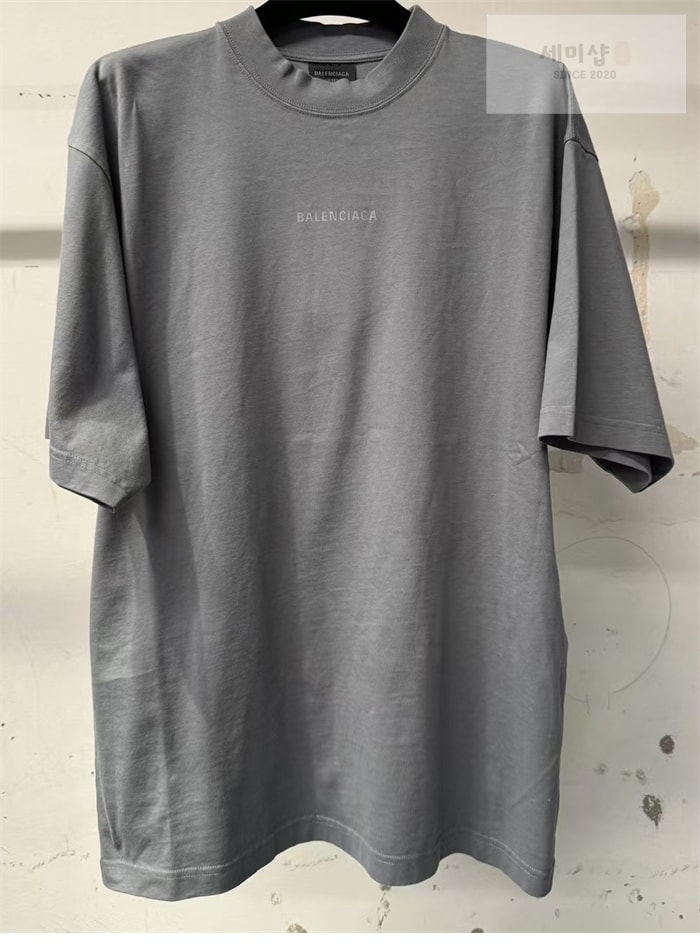 Balenciaga 발렌시아가 25SS 스트라스 반팔 티셔츠 의류 19번 이미지