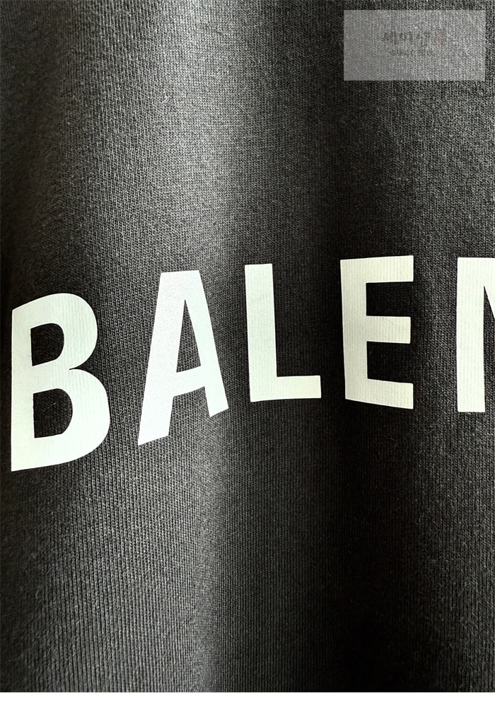 Balenciaga 발렌시아가 25SS 스트라스 반팔 티셔츠 의류 16번 이미지