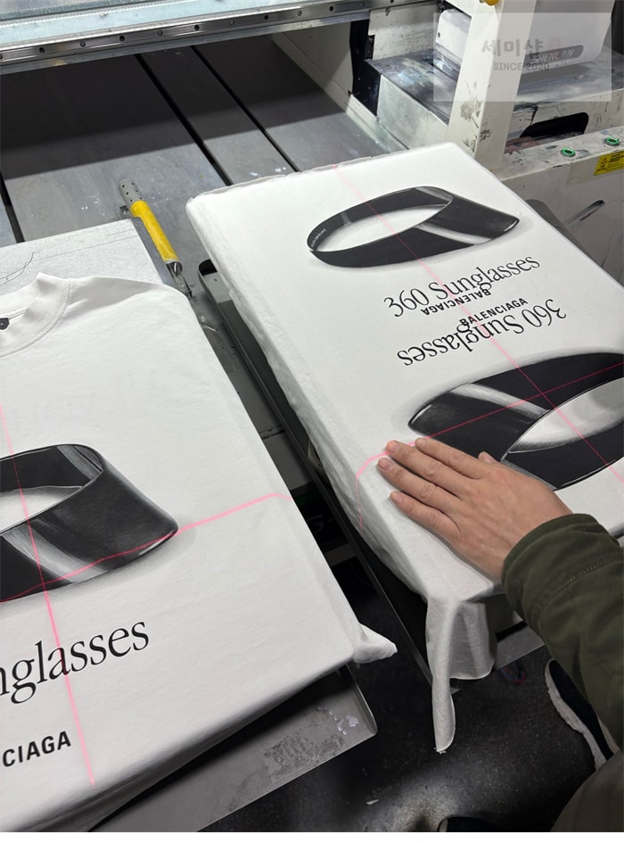 Balenciaga 발렌시아가 360 선글라스 반팔 티셔츠 의류 11번 이미지