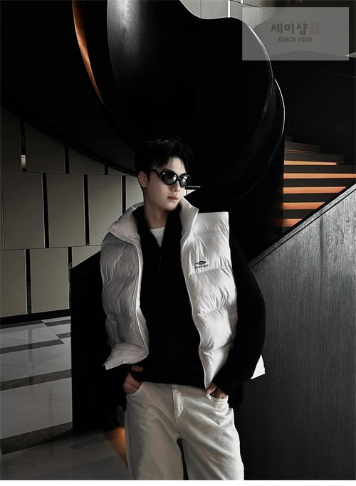 Balenciaga 발렌시아가 3B 스포츠 아이콘 스키 푸퍼 패딩 베스트 의류 16번 이미지