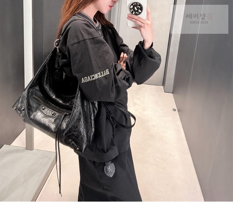 발렌시아가 발렌시아가 3B 풋볼 배기 스웨트팬츠 의류 3번 이미지