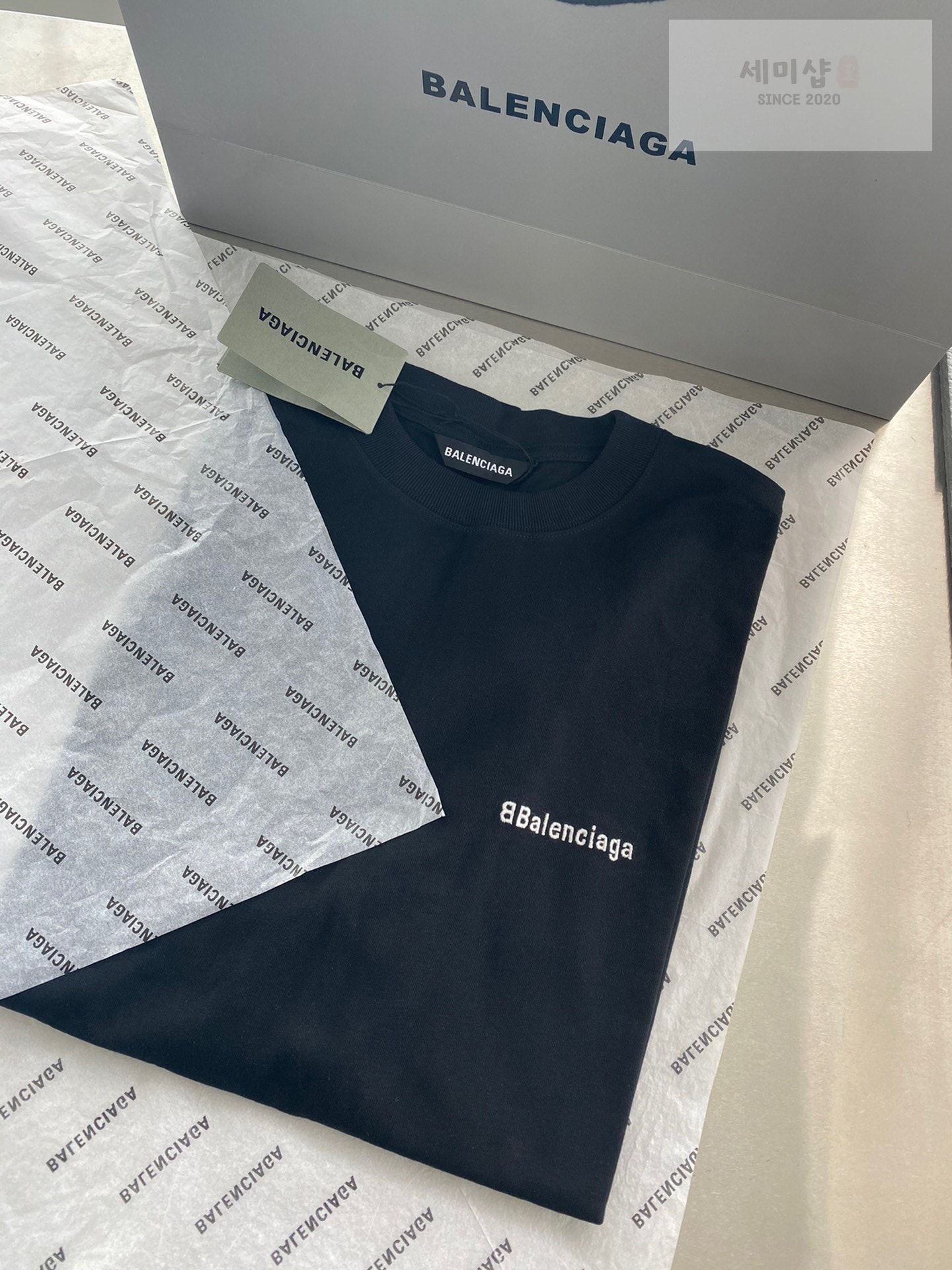 Balenciaga 발렌시아가 BB로고 자수 반팔 티셔츠 “3COLOR” NO.1 의류 4번 이미지