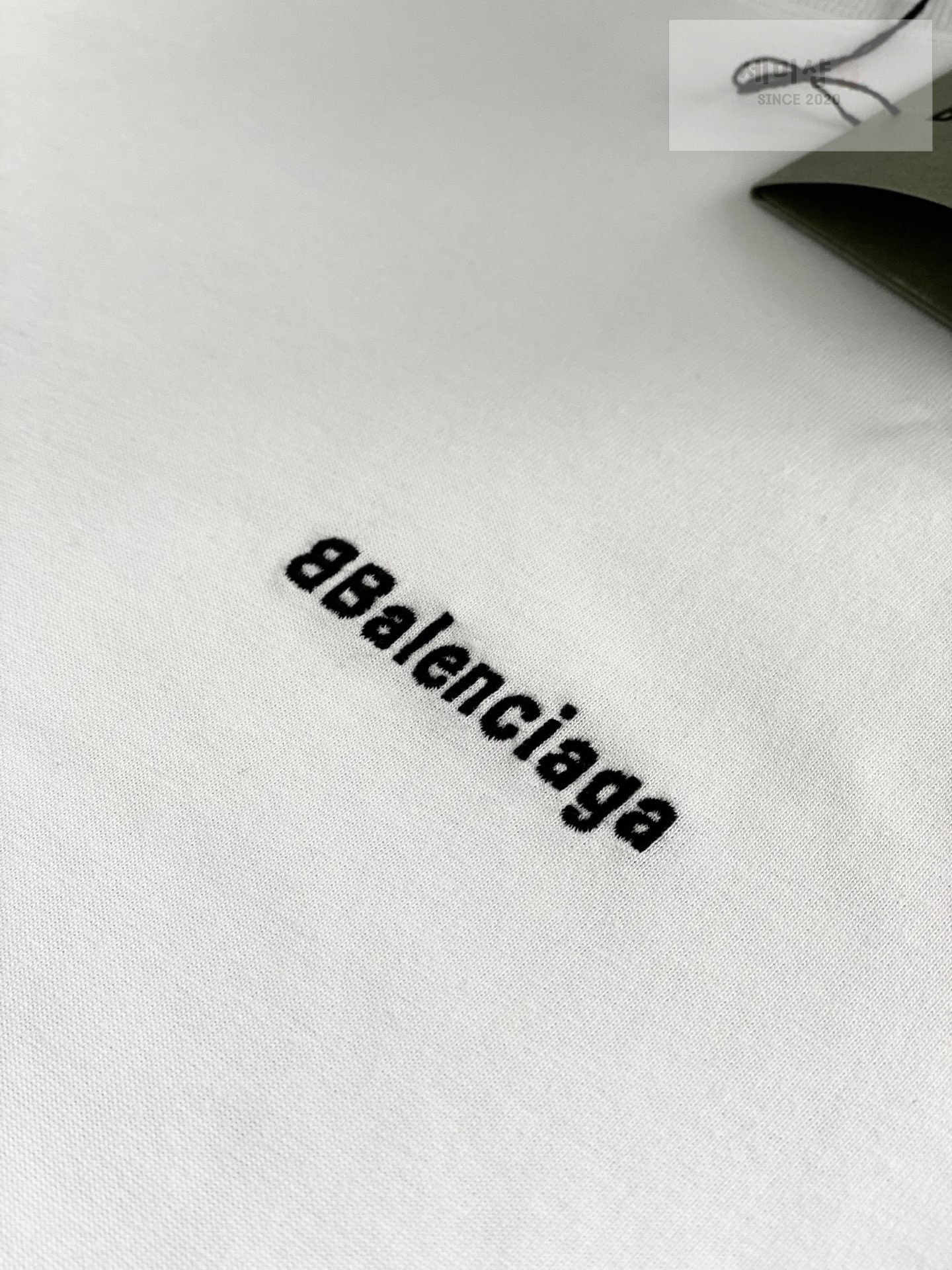 Balenciaga 발렌시아가 BB로고 자수 반팔 티셔츠 “3COLOR” NO.1 의류 10번 이미지