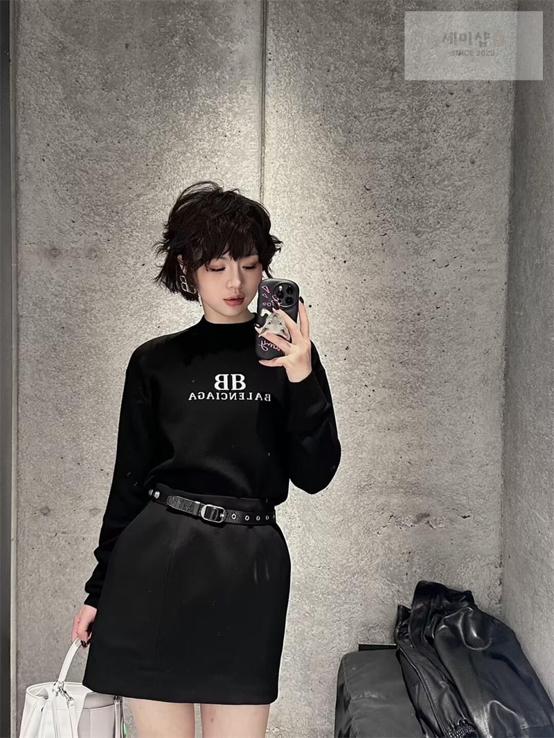 Balenciaga 발렌시아가 BB 로고 자카드 울 블렌드 니트 의류 4번 이미지