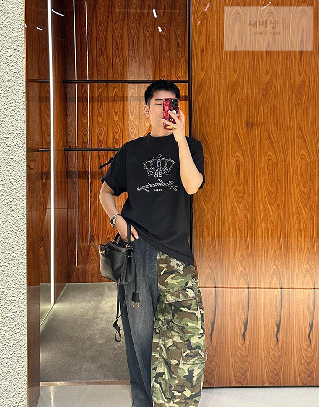 Balenciaga 발렌시아가 BB 모텔 미디엄 핏 반팔 티셔츠 블랙 의류 4번 이미지