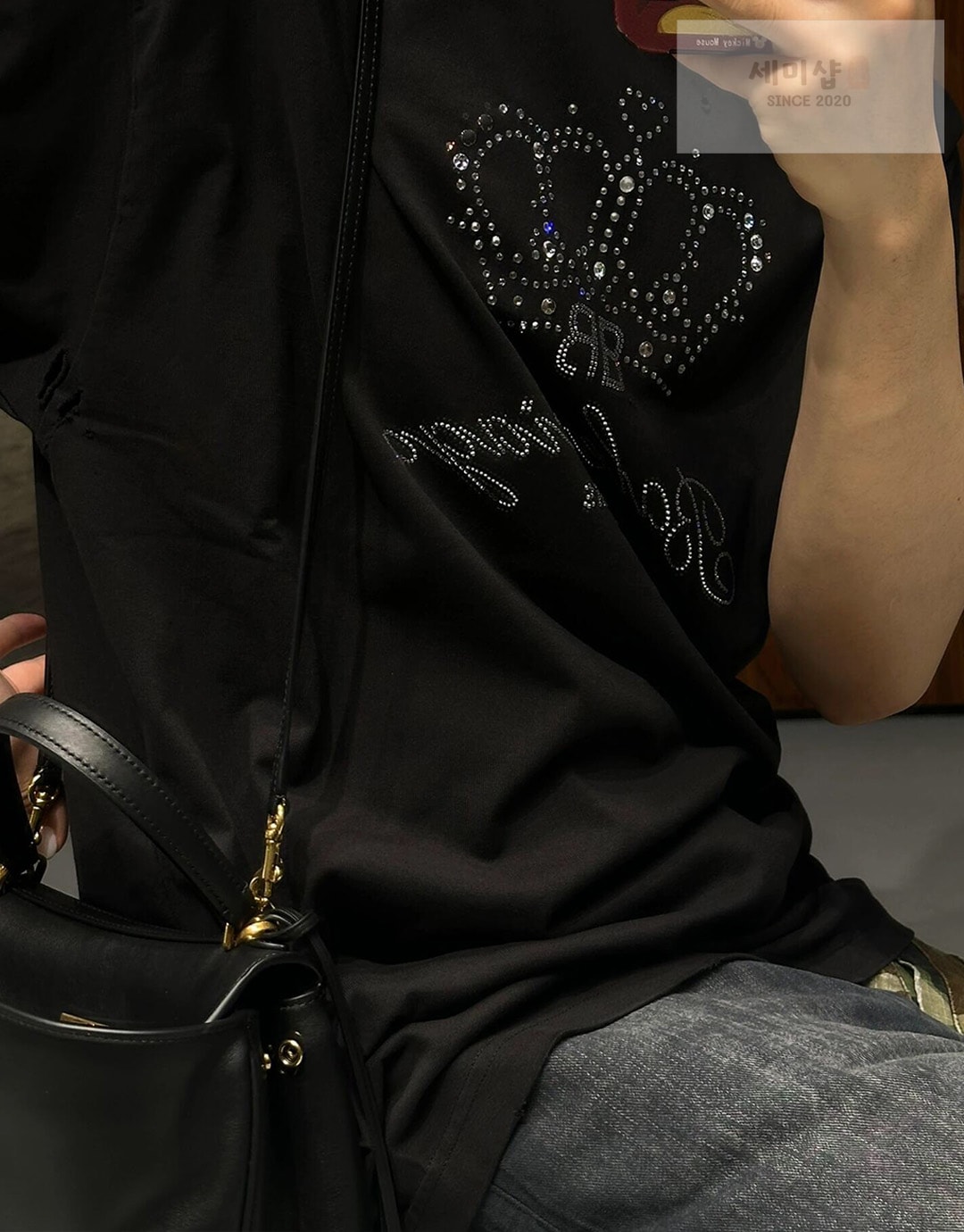 Balenciaga 발렌시아가 BB 모텔 미디엄 핏 반팔 티셔츠 블랙 의류 5번 이미지
