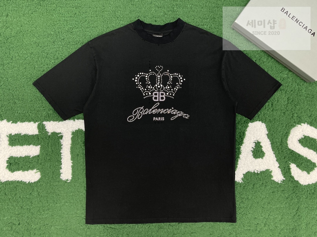 Balenciaga 발렌시아가 BB 모텔 미디엄 핏 반팔 티셔츠 블랙 의류 13번 이미지