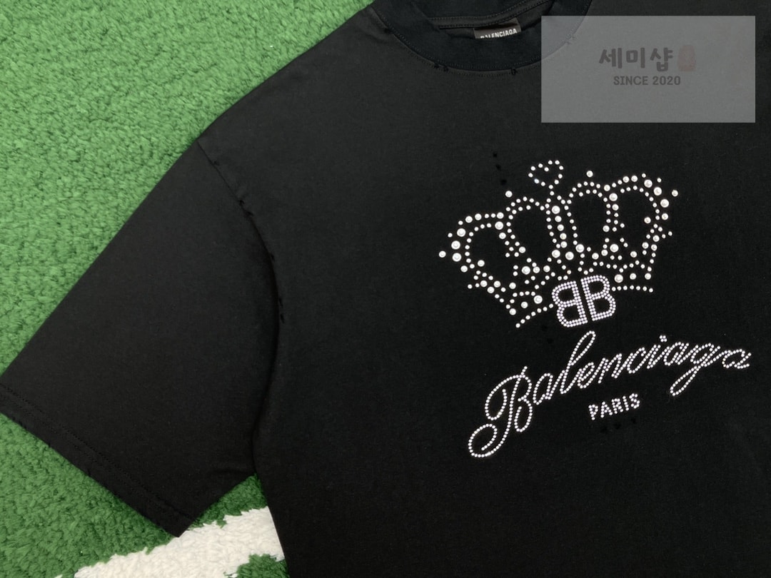 Balenciaga 발렌시아가 BB 모텔 미디엄 핏 반팔 티셔츠 블랙 의류 9번 이미지