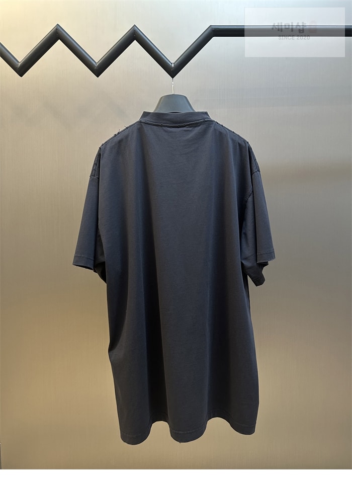 Balenciaga 발렌시아가 BB 월계수 반팔 티셔츠 의류 7번 이미지