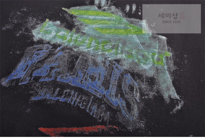 Balenciaga 발렌시아가 DIY 임프린트 크롭 롱 슬리브 의류 7번 이미지