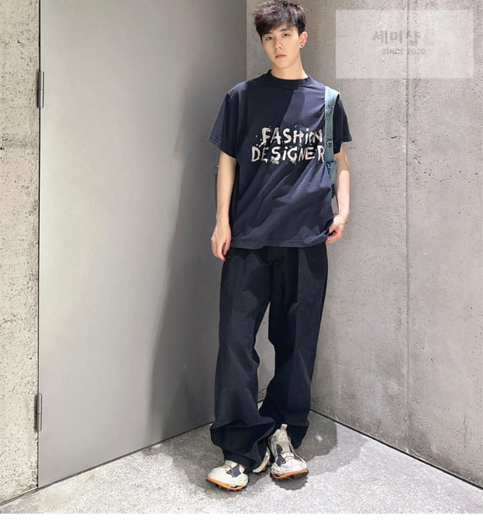 Balenciaga 발렌시아가 FASHION DESIGNER 반팔 티셔츠 의류 5번 이미지