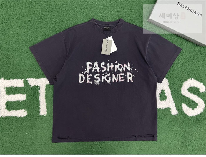 Balenciaga 발렌시아가 FASHION DESIGNER 반팔 티셔츠 의류 6번 이미지