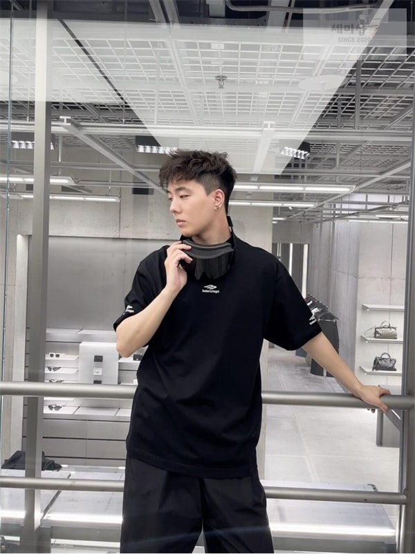 Balenciaga 발렌시아가 SKI 3B 스포츠 아이콘 반팔 티셔츠 의류 2번 이미지