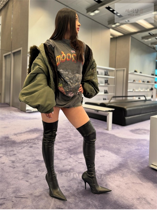 Balenciaga 발렌시아가 Tbilisi 오버사이즈 반팔 티셔츠 의류 4번 이미지