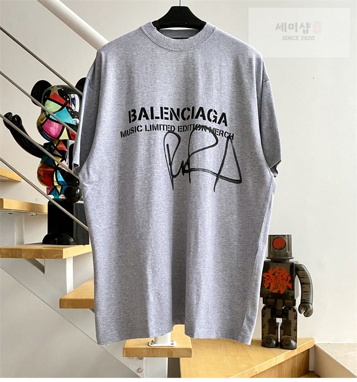 Balenciaga 발렌시아가 x 루폴 RuPaul 오버사이즈 반팔 티셔츠 의류 13번 이미지