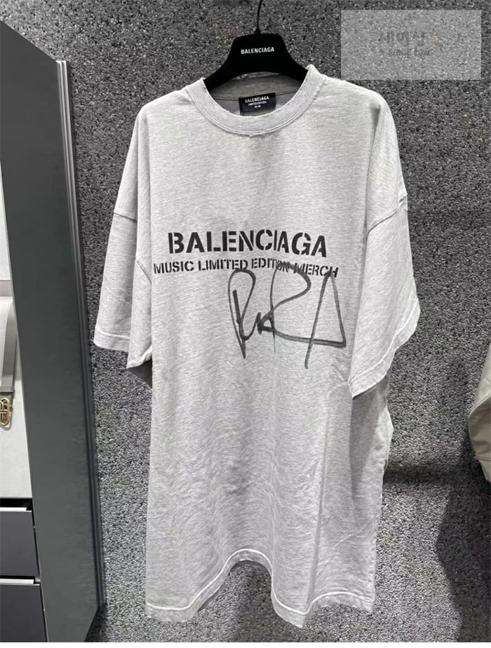 Balenciaga 발렌시아가 x 루폴 RuPaul 오버사이즈 반팔 티셔츠 의류 23번 이미지
