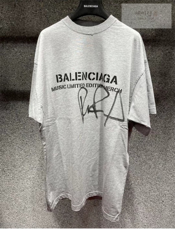 Balenciaga 발렌시아가 x 루폴 RuPaul 오버사이즈 반팔 티셔츠 의류 24번 이미지