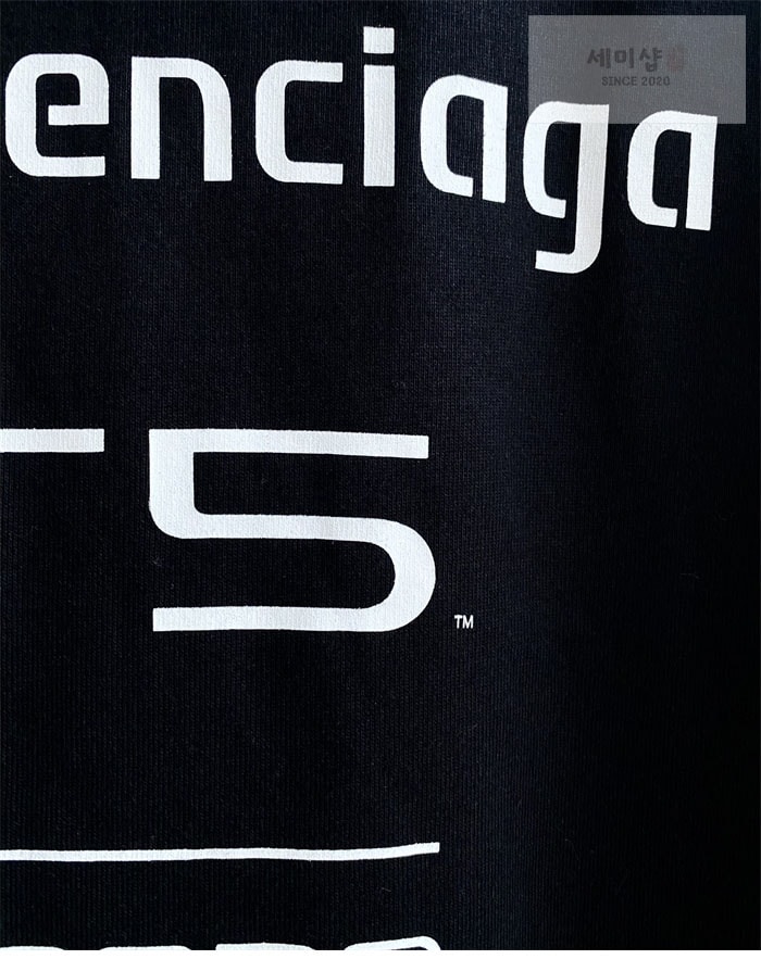 Balenciaga 발렌시아가 x 소니 PS5 반팔 티셔츠 의류 20번 이미지