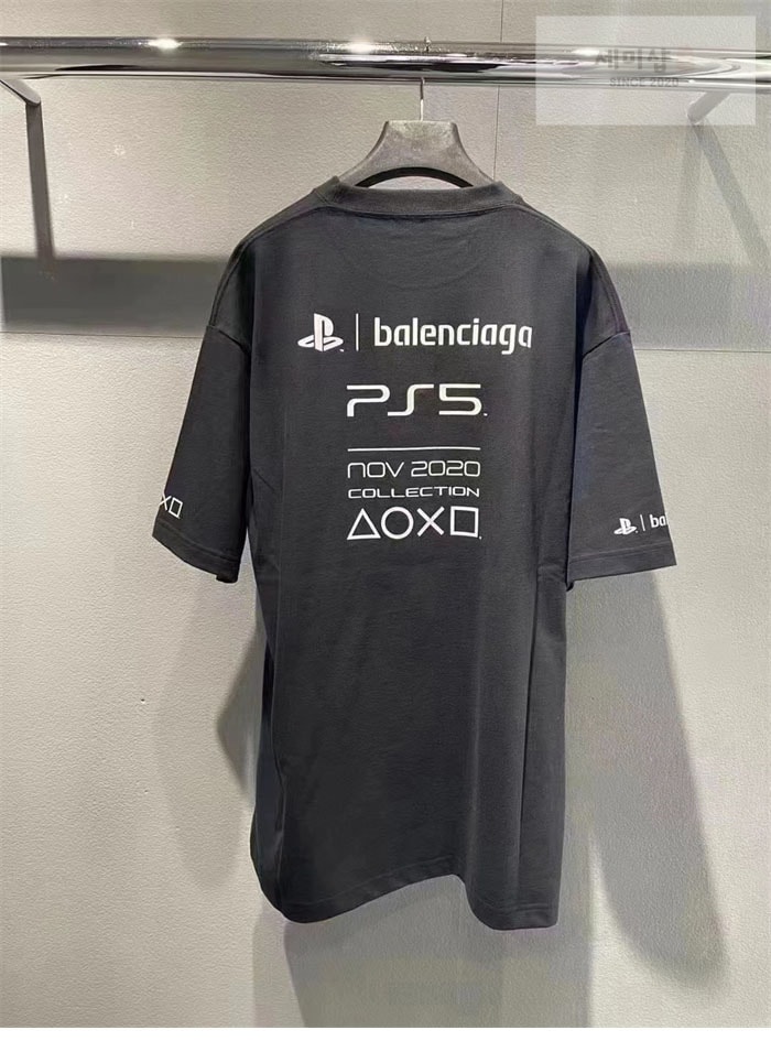 Balenciaga 발렌시아가 x 소니 PS5 반팔 티셔츠 의류 22번 이미지