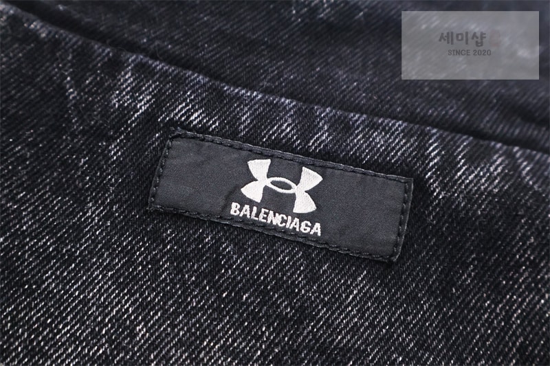 Balenciaga 발렌시아가 x 언더아머 리버서블 트랙수트 자켓 의류 10번 이미지