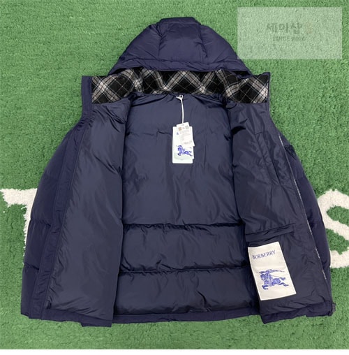 Burberry 버버리 디태처블 슬리브 나일론 비드포드 퍼퍼 자켓 2컬러 의류 12번 이미지