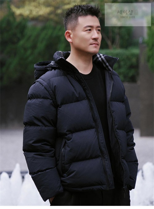 Burberry 버버리 디태처블 슬리브 나일론 비드포드 퍼퍼 자켓 2컬러 의류 22번 이미지