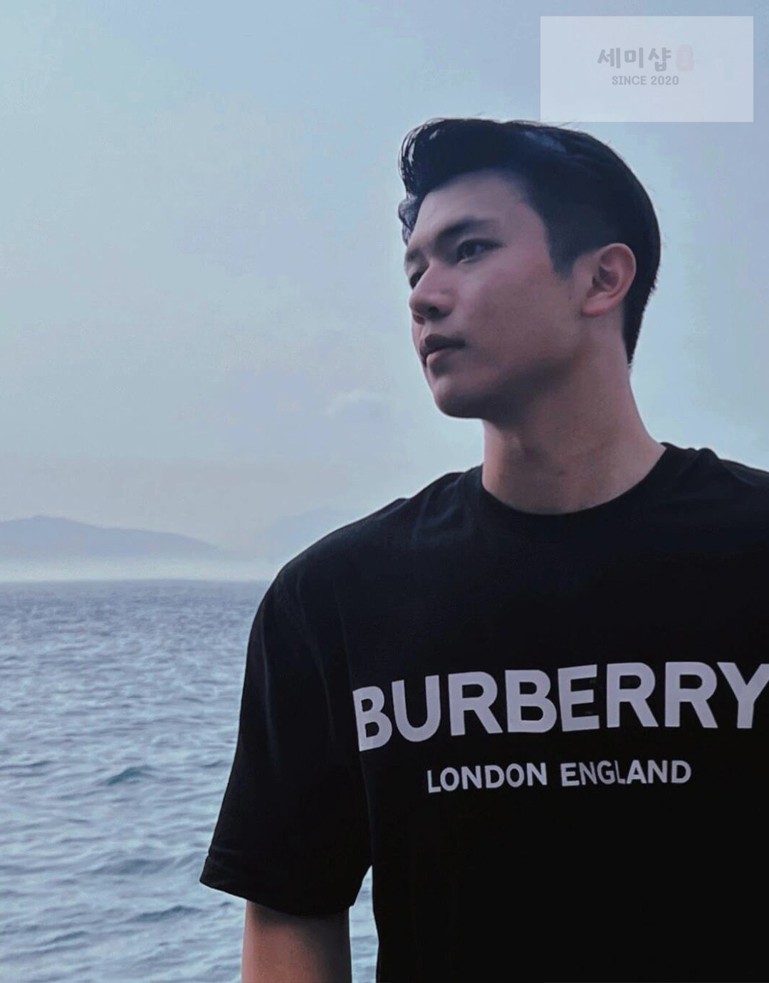 Burberry 버버리 로고 프린트 반팔 티셔츠 “2COLOR” NO.1 의류 3번 이미지