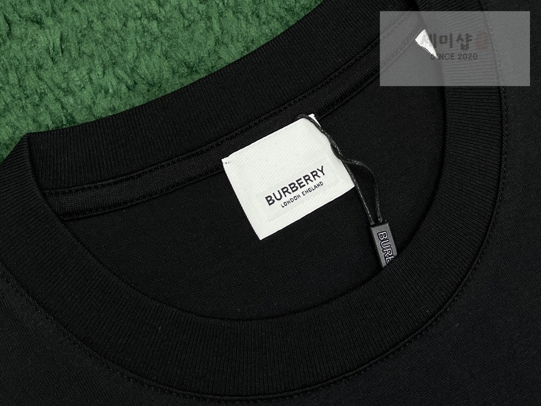 Burberry 버버리 로고 프린트 반팔 티셔츠 “2COLOR” NO.1 의류 8번 이미지