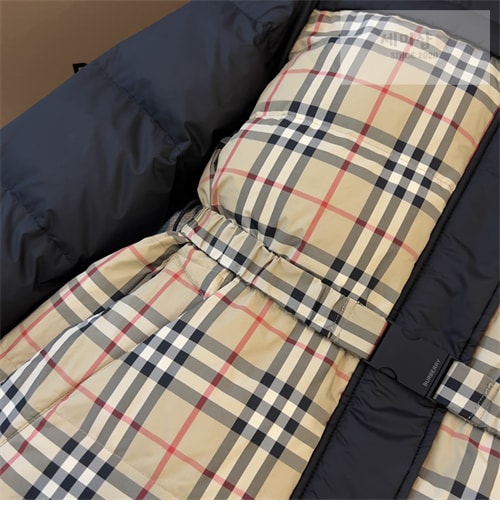 Burberry 버버리 리버시블 다운 퍼퍼 패딩 자켓 의류 37번 이미지