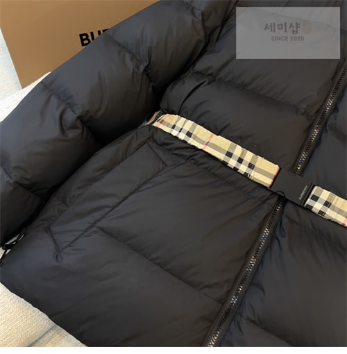 Burberry 버버리 리버시블 다운 퍼퍼 패딩 자켓 의류 26번 이미지