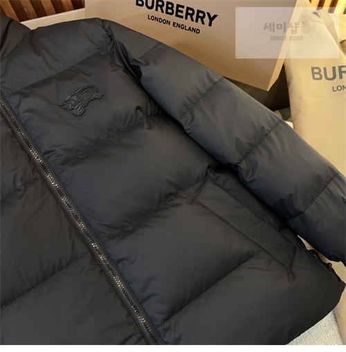 Burberry 버버리 리버시블 다운 퍼퍼 패딩 자켓 의류 35번 이미지