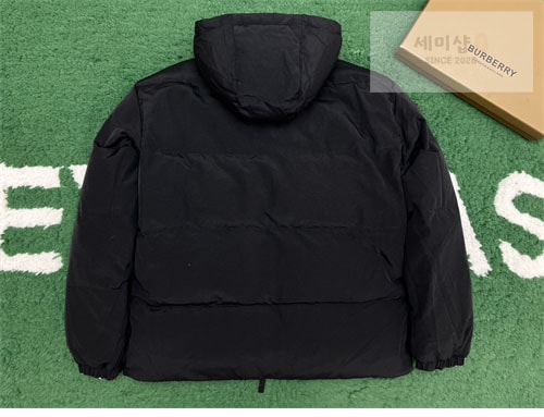 Burberry 버버리 리버시블 체크 나일론 퍼퍼 자켓 2컬러 의류 7번 이미지
